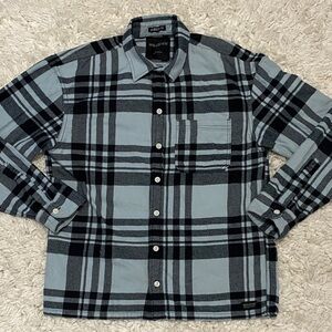 Men’s oversized Small Hollister Plaid flannel button down shirt